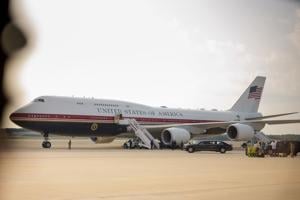 Trump’s new Air Force One from Qatar shelved again