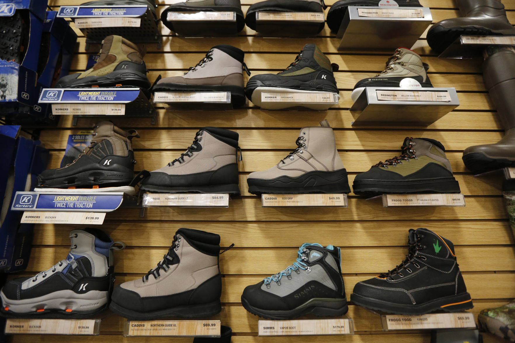 basketball shoes sportsmans warehouse