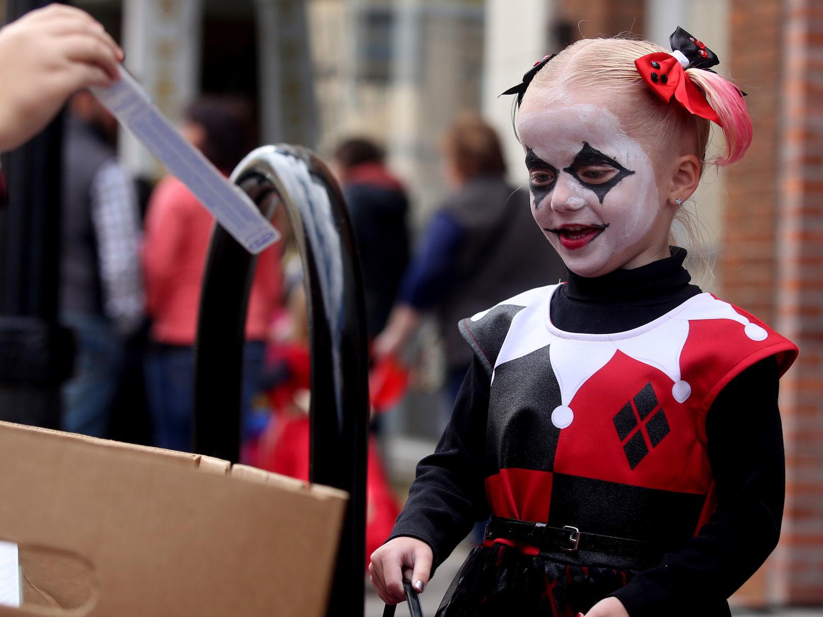 The Casper Star Tribune S Halloween Guide Arts Theatre Trib Com The Casper Star Tribune S Halloween Guide Arts Theatre Trib Com