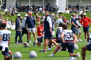 FOOTBALL-NFL/