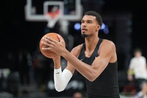 BASKETBALL-NBA/