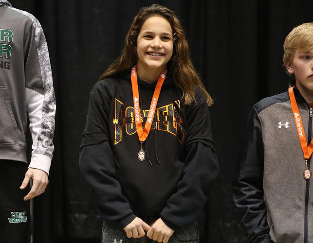 History-making siblings return to Wyoming state wrestling tournament