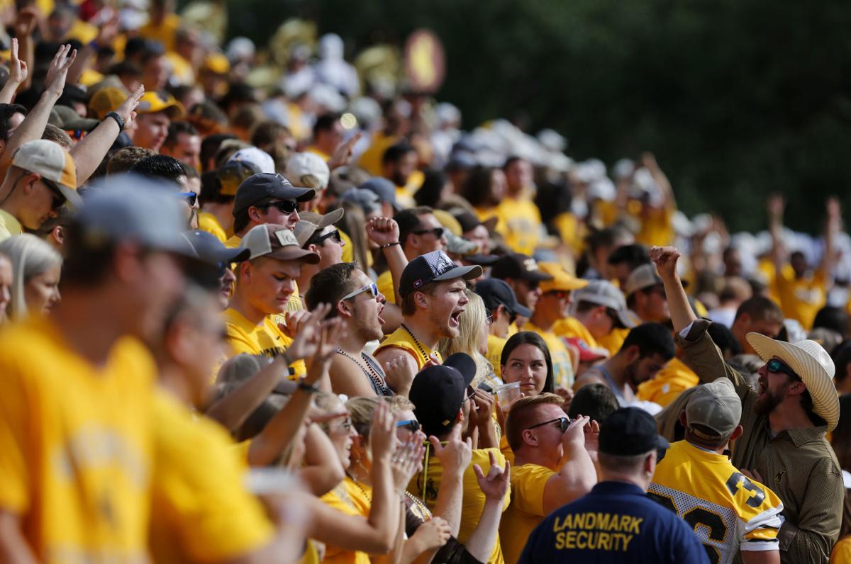 Wyoming Still Trying To Sell Out Missouri Opener Football Trib Com