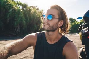 6 fixes for itchy armpits, dark underarms, and razor bumps