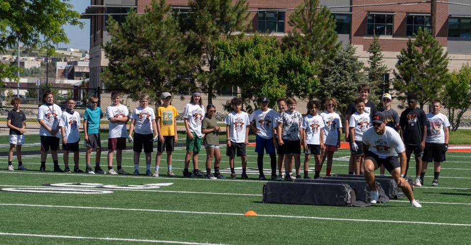 NFL's Logan Wilson holds 1st youth football camp in Casper