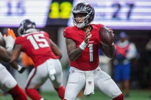 FOOTBALL-NFL-ATL-DEN/