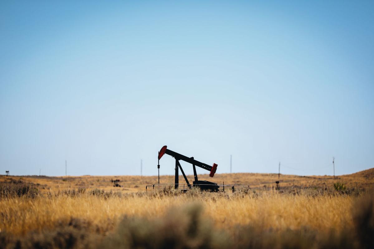 Billion-barrel Wyoming oil discovery can't all be drilled, company clarifies