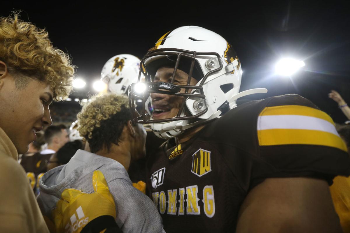 Live Updates Wyoming Holds Off Texas State For Second Win