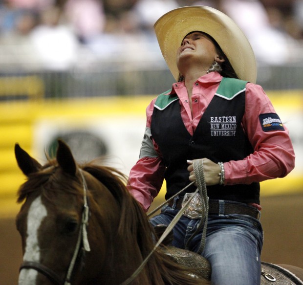 CNFR: Eastern New Mexico's Gray Stars In Breakaway Roping -- With ...