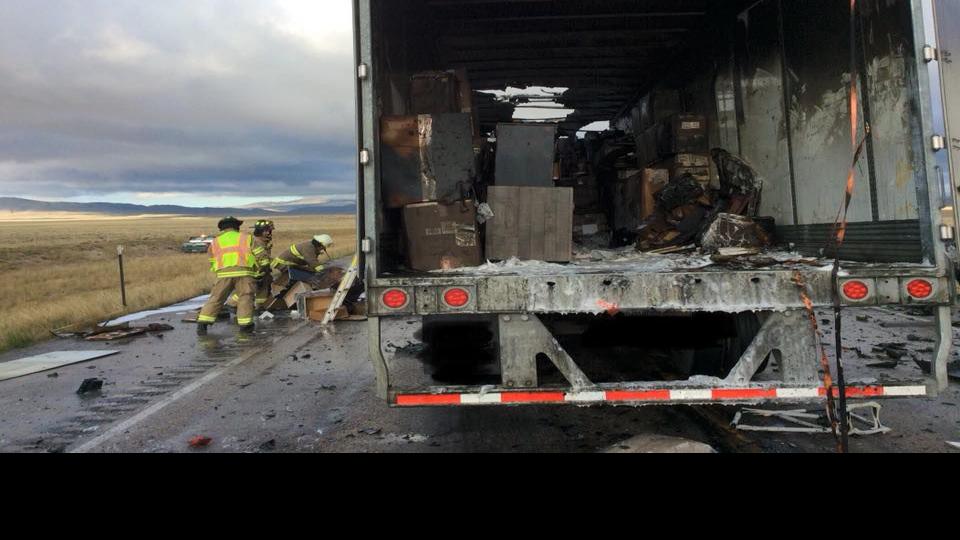 Fatal crash closes Wyoming Highway 220 for hours Wyoming News