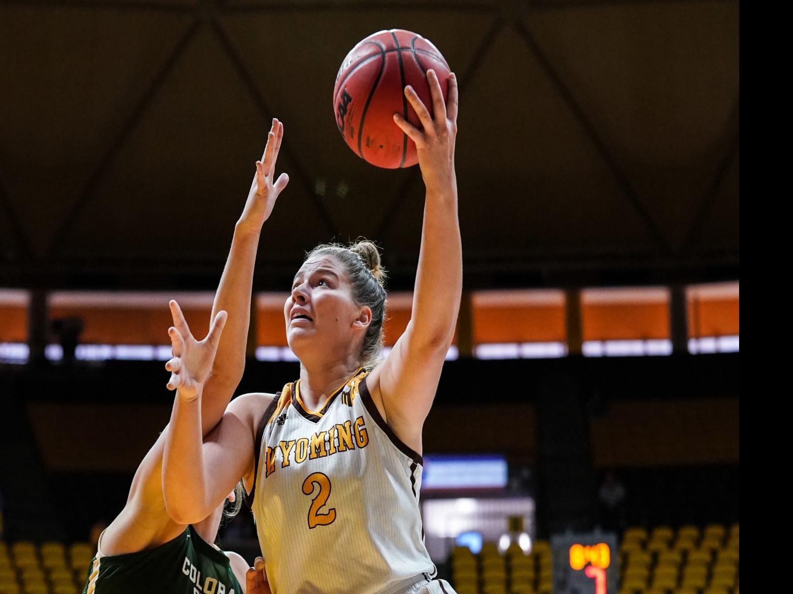 Wyoming Women S Hoops Hit Home Stretch Jockeying For Position