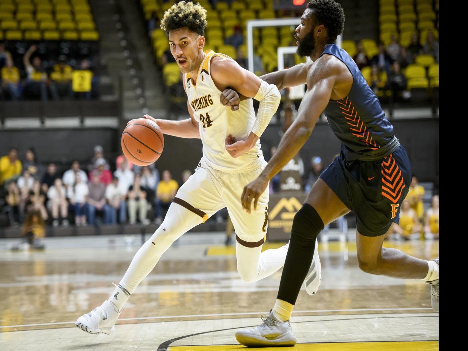 Cold Second Half Dooms Wyoming In Loss To Cal State Fullerton