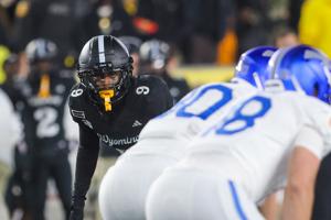 Wyoming defeats Air Force