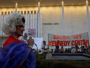 USA-TRUMP/KENNEDY CENTER-PROTEST