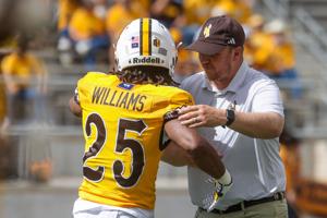 Wyoming tops Hawai'i, 27-10