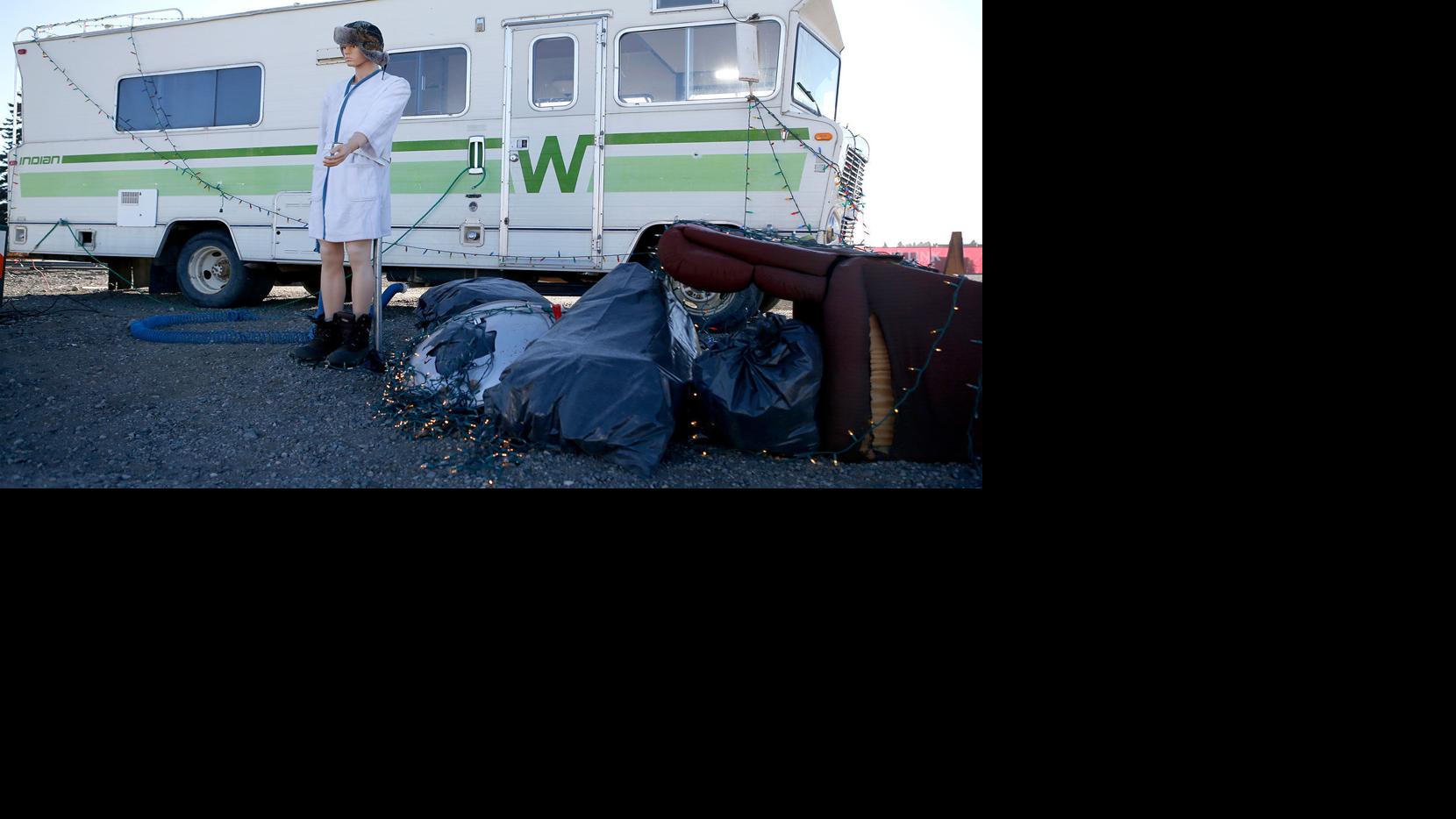 Xmas show recreates “Christmas Vacation’ scene | Wyoming News