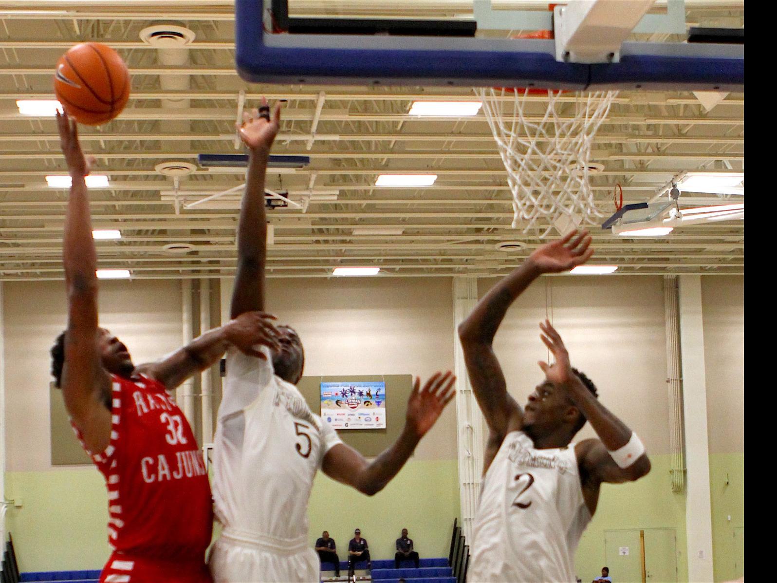 Wyoming Men S Basketball Advances To Cayman Islands Classic