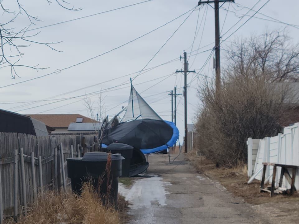 Outages leave over 3,500 Casper customers without power amid gusting winds