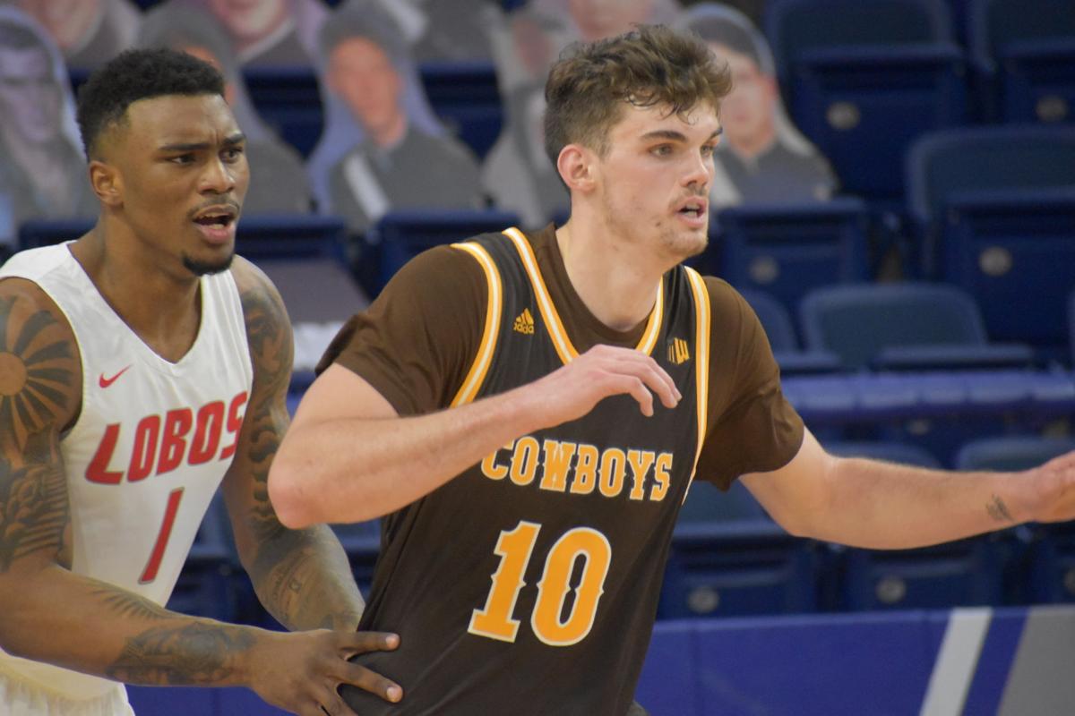 UW-New Mexico men's hoops