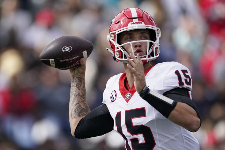 Smart names Beck the starting quarterback as No. 1 Georgia seeks