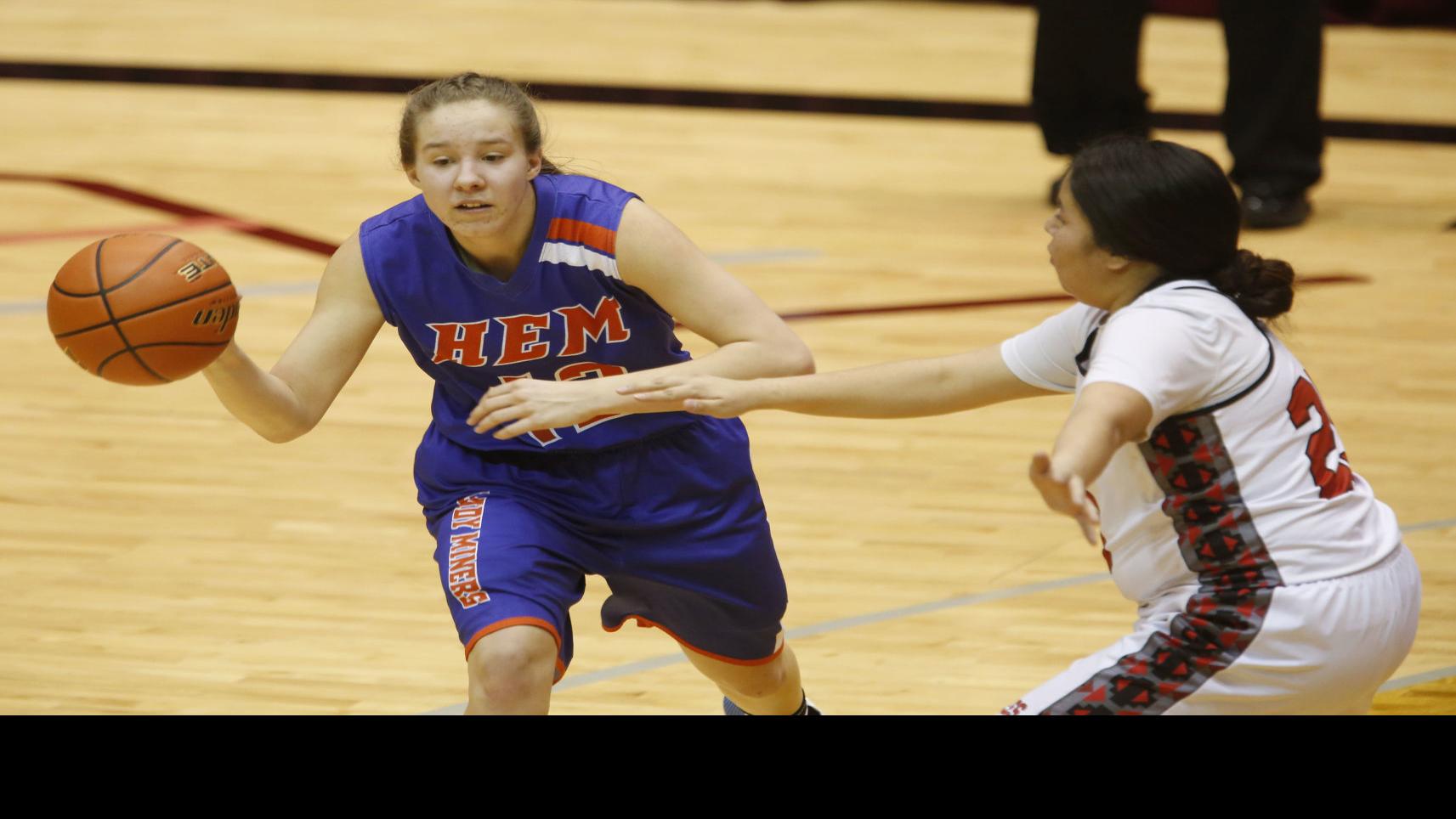 Senior Less Hanna Girls Rely On Mental Strength Of Junior Class