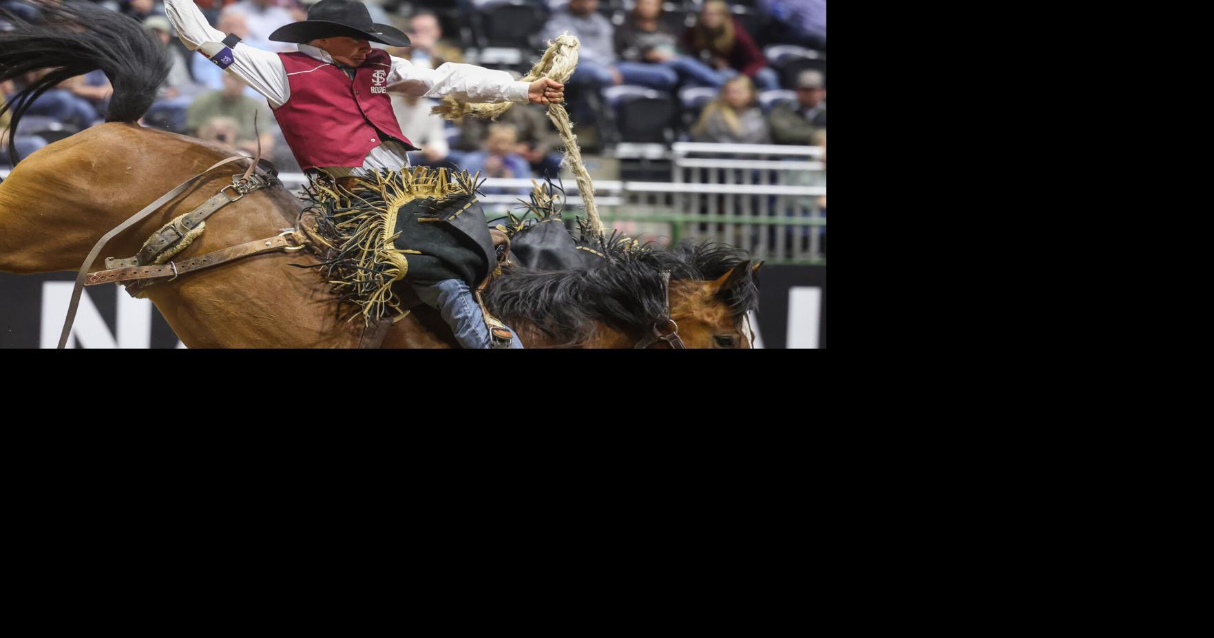 Heimburg continues to lead bareback competition after two days at CNFR
