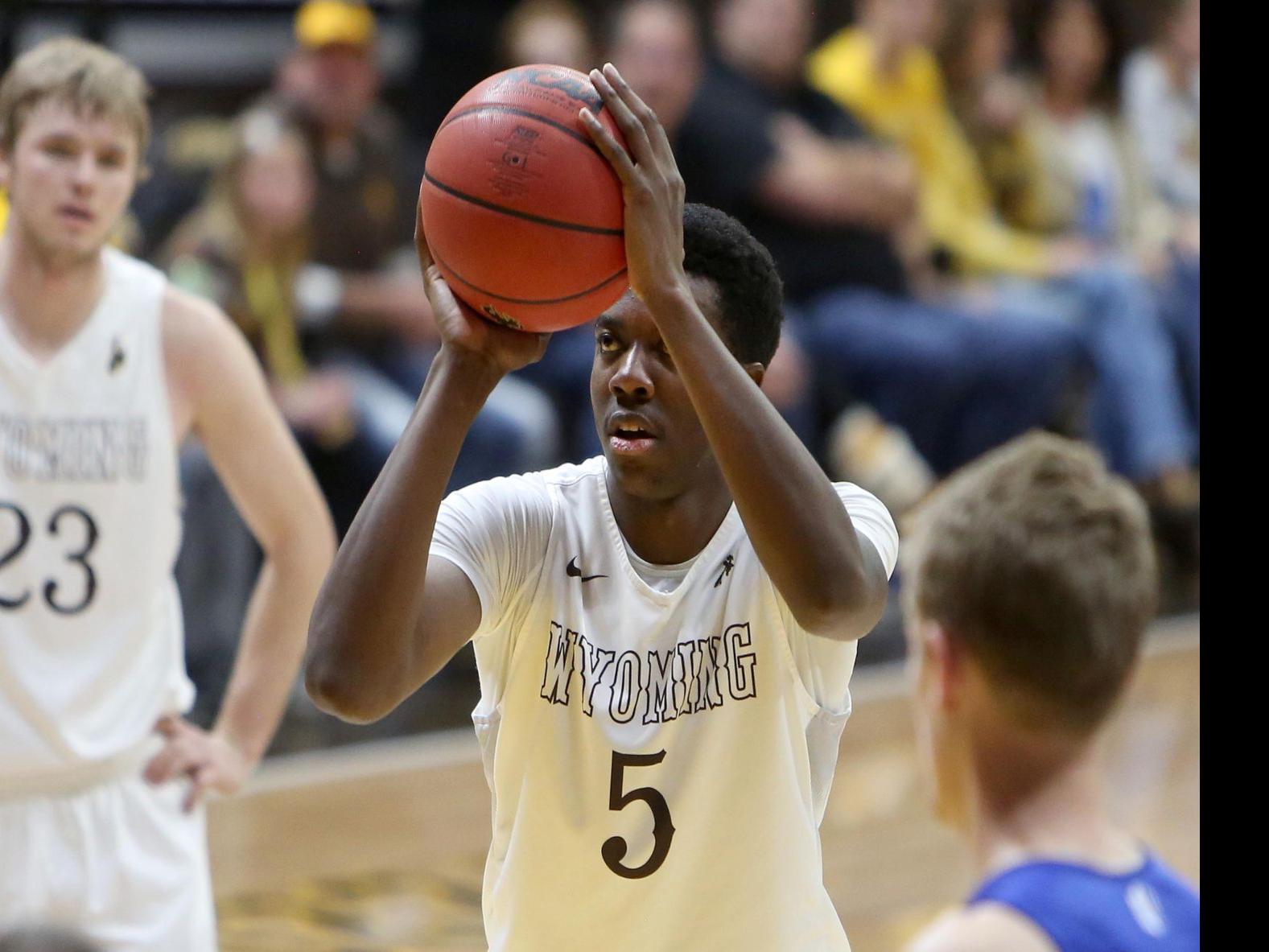Wyoming Men S Basketball Defeats Air Force 84 72 To Open Mountain