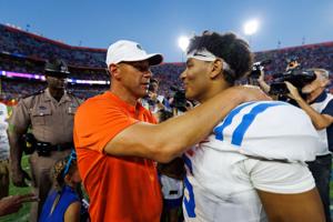 FOOTBALL-NCAA/