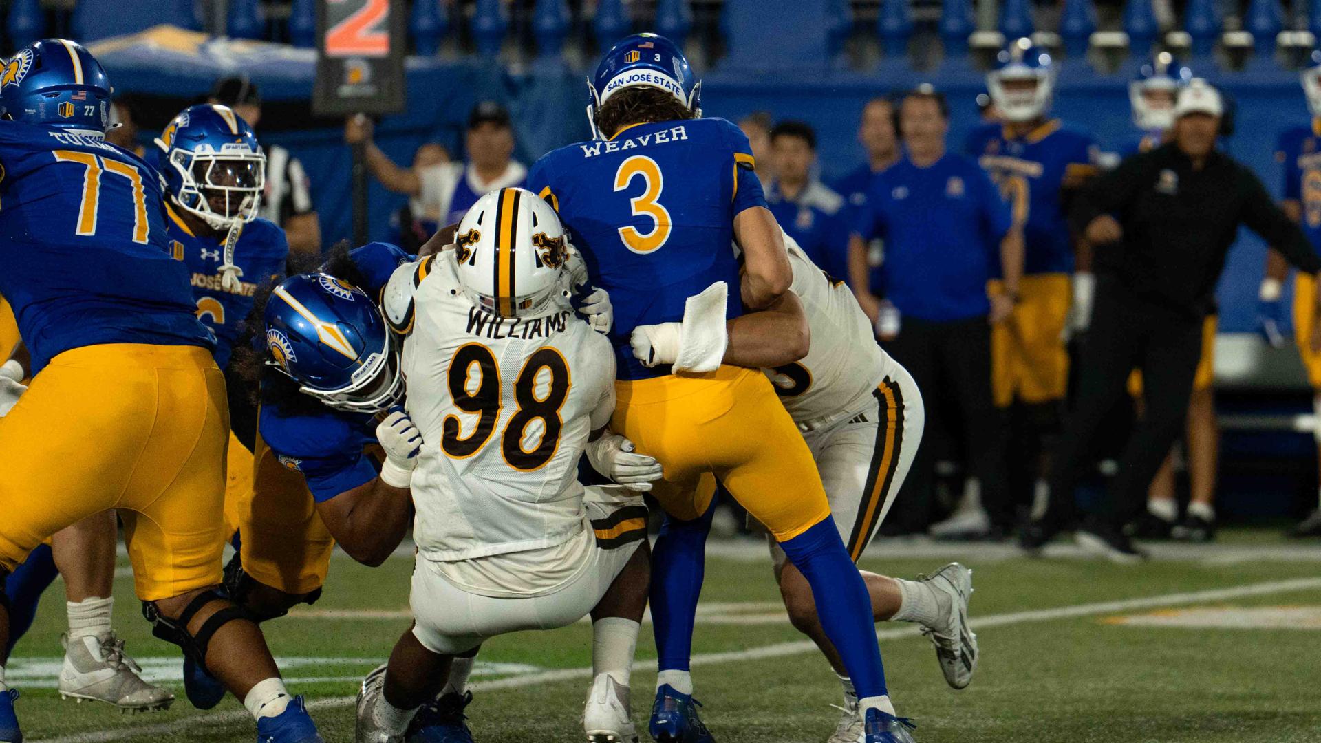 Bogar, defense lead the way in Wyoming's Week 6 PFF marks