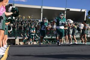 Kelly Walsh hosts Campbell County