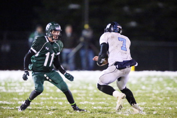 Prep football: Cheyenne East struggles past Kelly Walsh