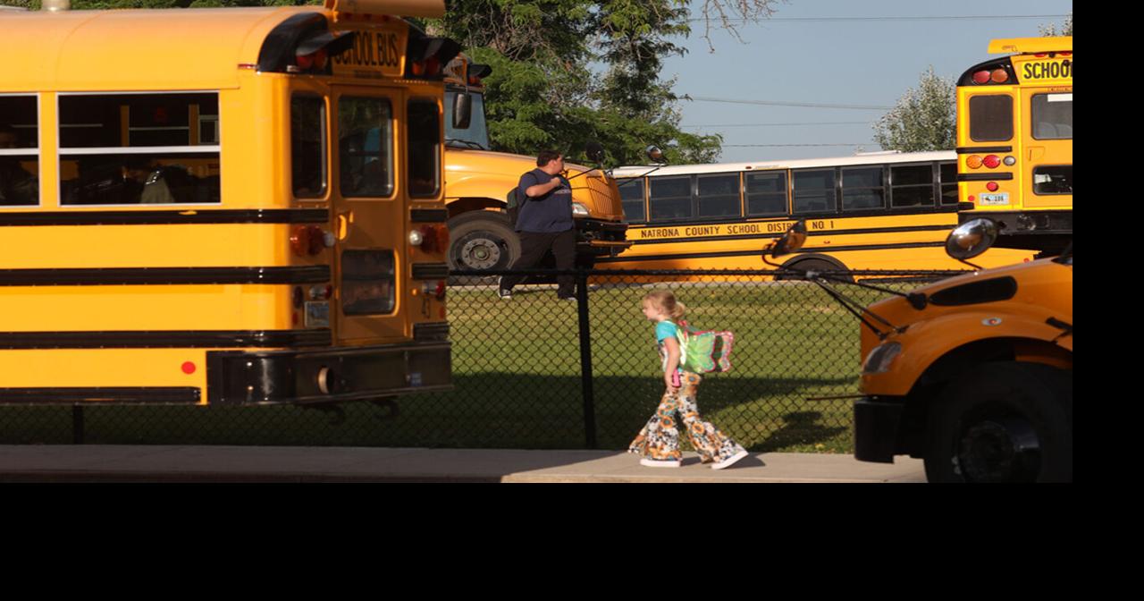 Interim panel advances proposal that would give parents more power in education