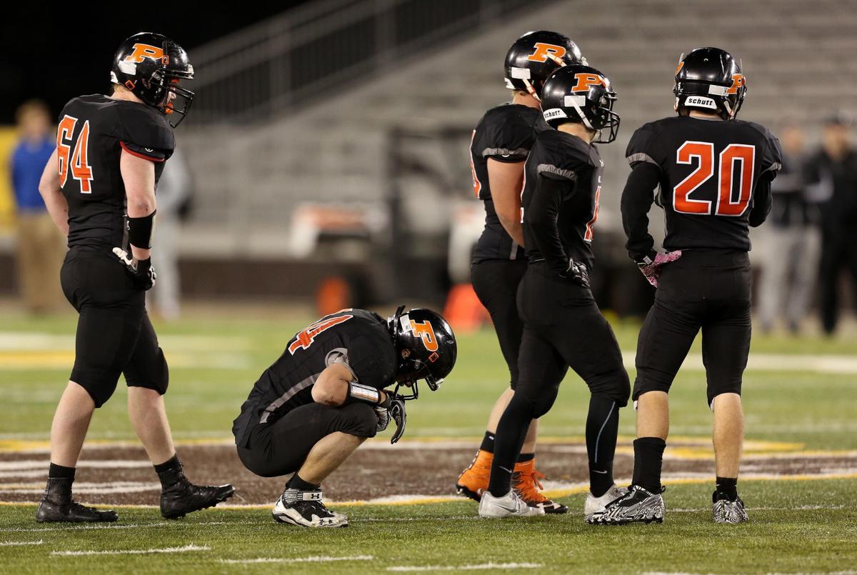 2016 State Football, Friday
