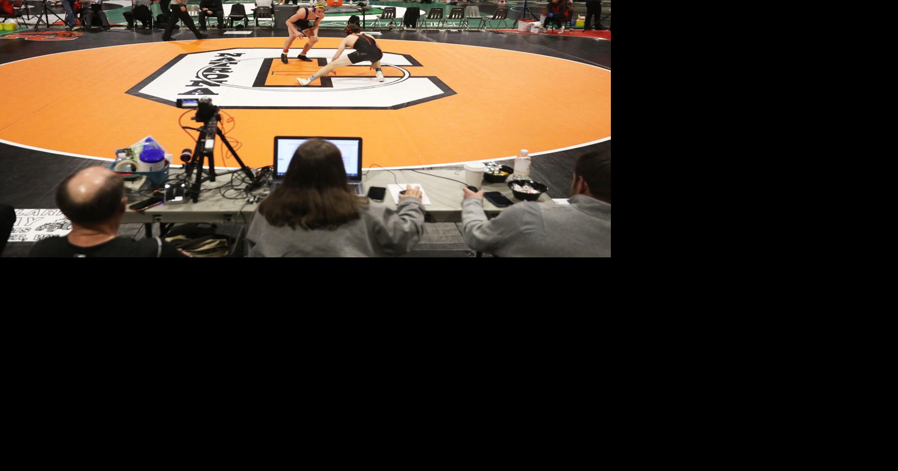 PHOTOS Day 1 of the Wyoming state wrestling championships