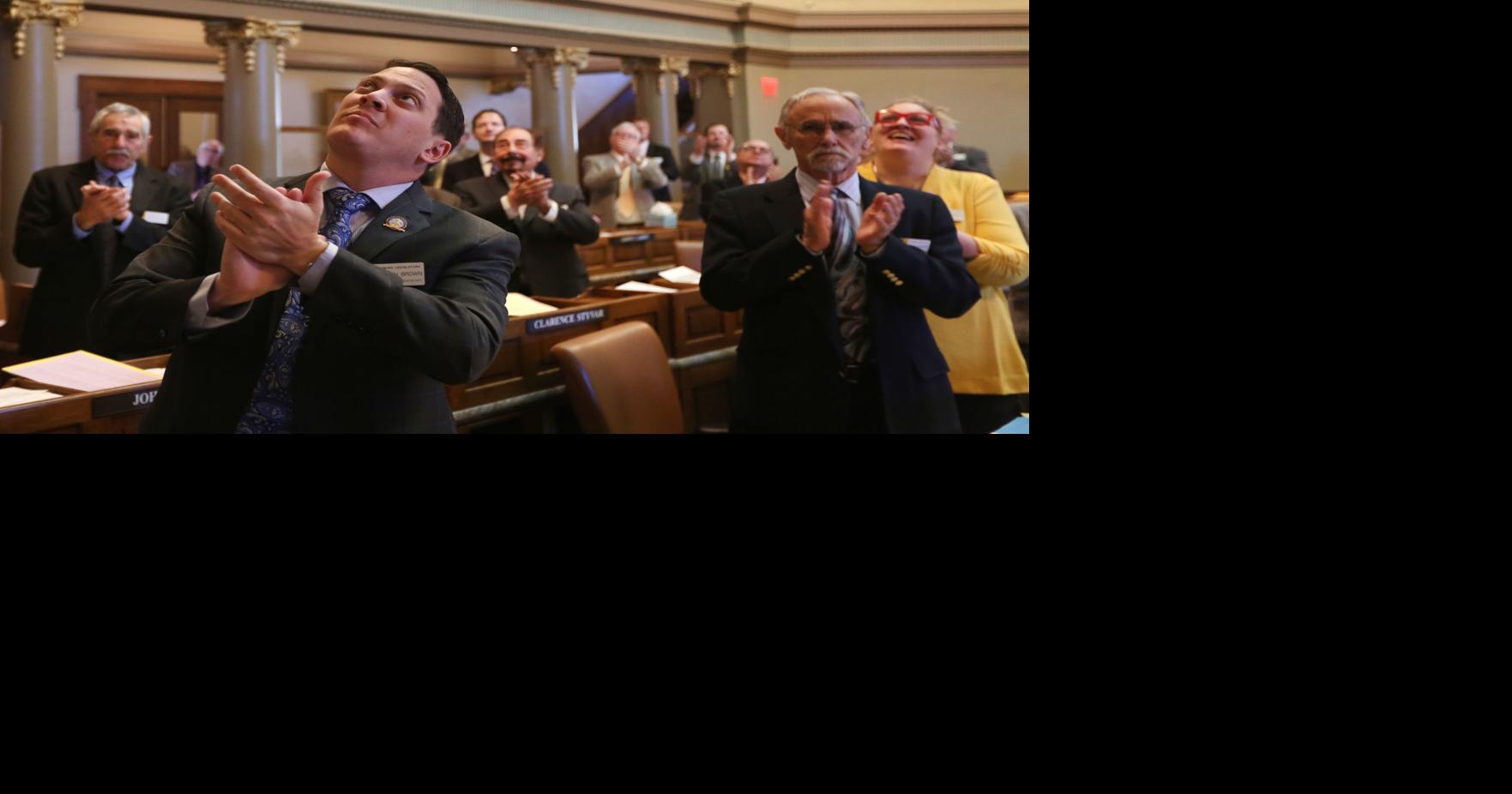 A plan to create a Wyoming gaming commission is advancing in the