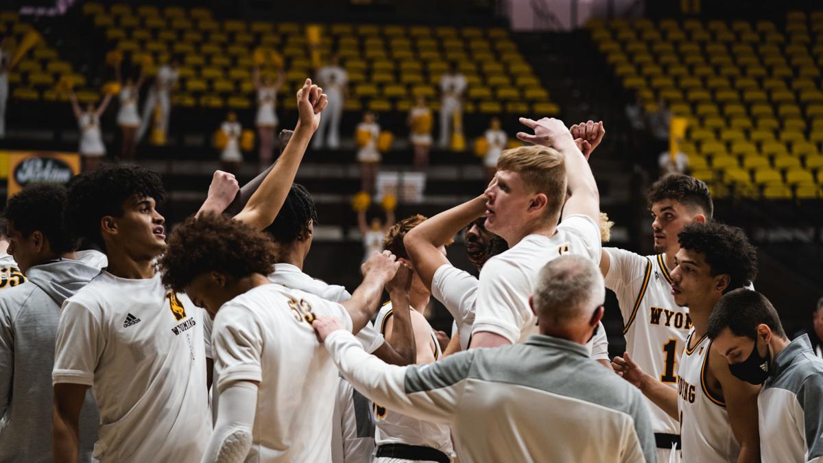 UW-Nevada men's hoops