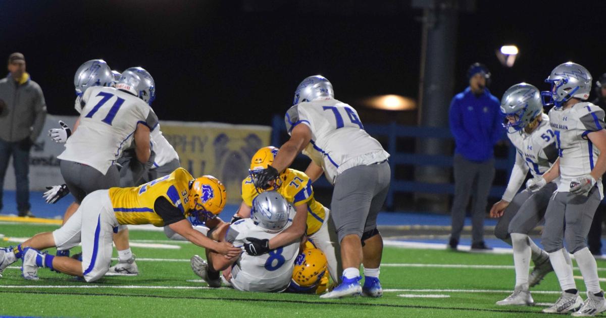 High school football semifinal scores