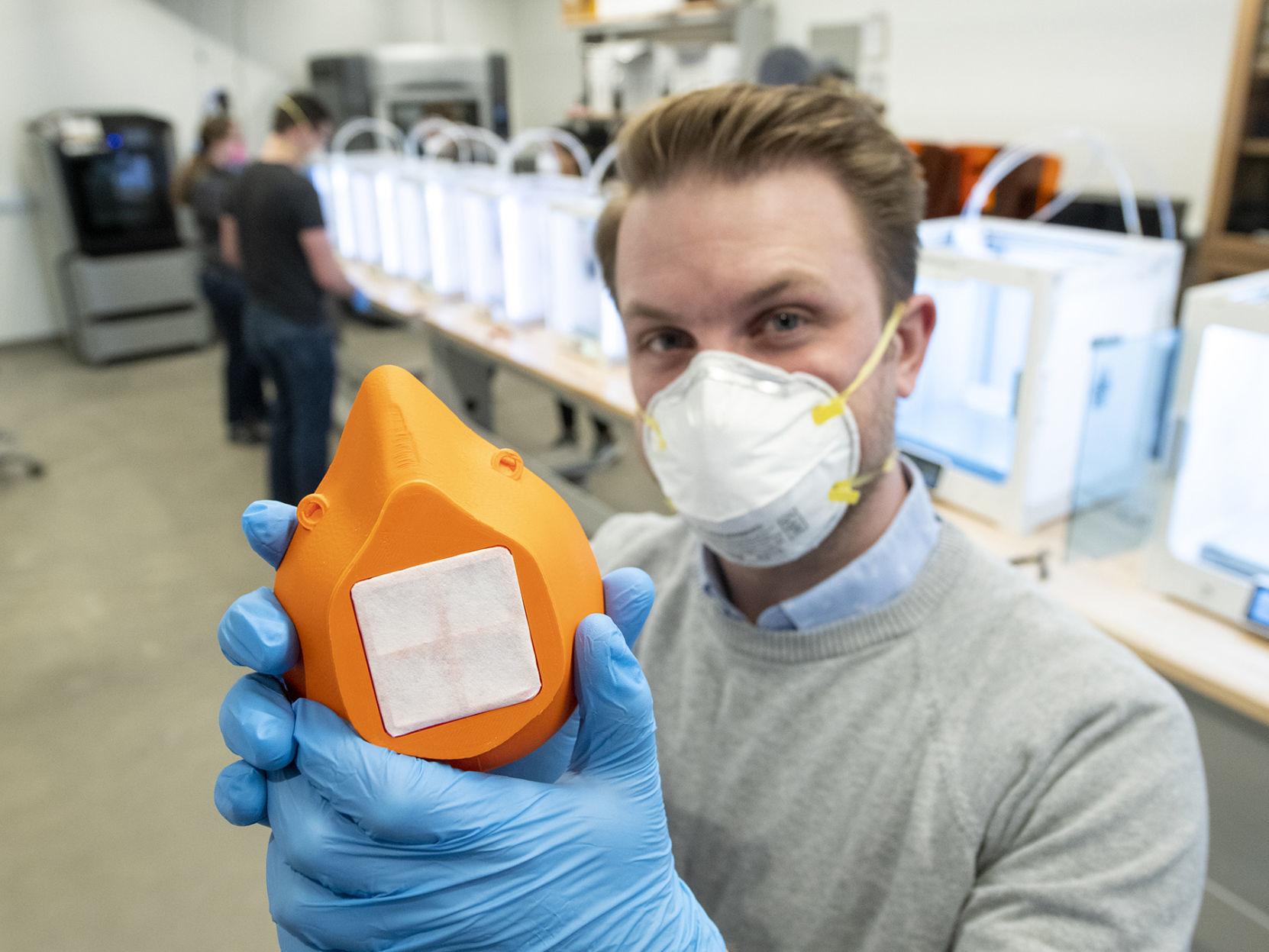 University Of Wyoming Lab 3d Prints 150 Face Masks For Health Care