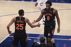 BASKETBALL-NBA-NYK-CLE/