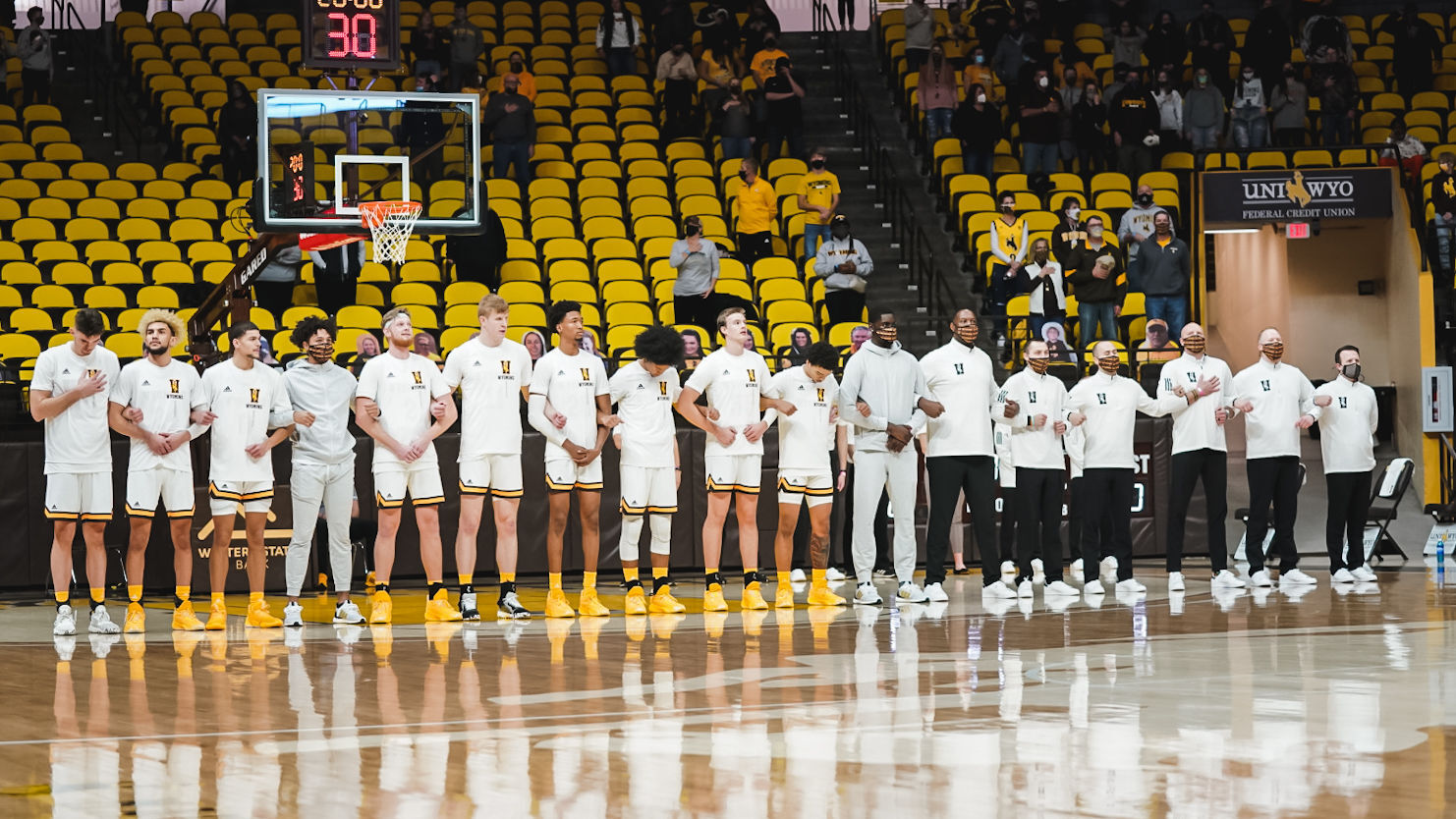 University of wyoming basketball clearance roster