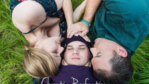 The Newborn In This Funny Newborn Photo Shoot Is Actually 21 Years Old