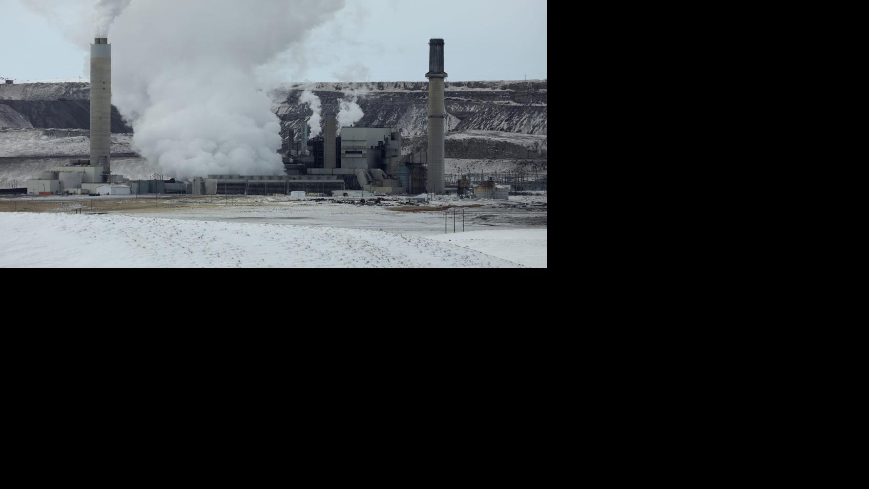 Wyoming governor criticizes consideration of coal plant