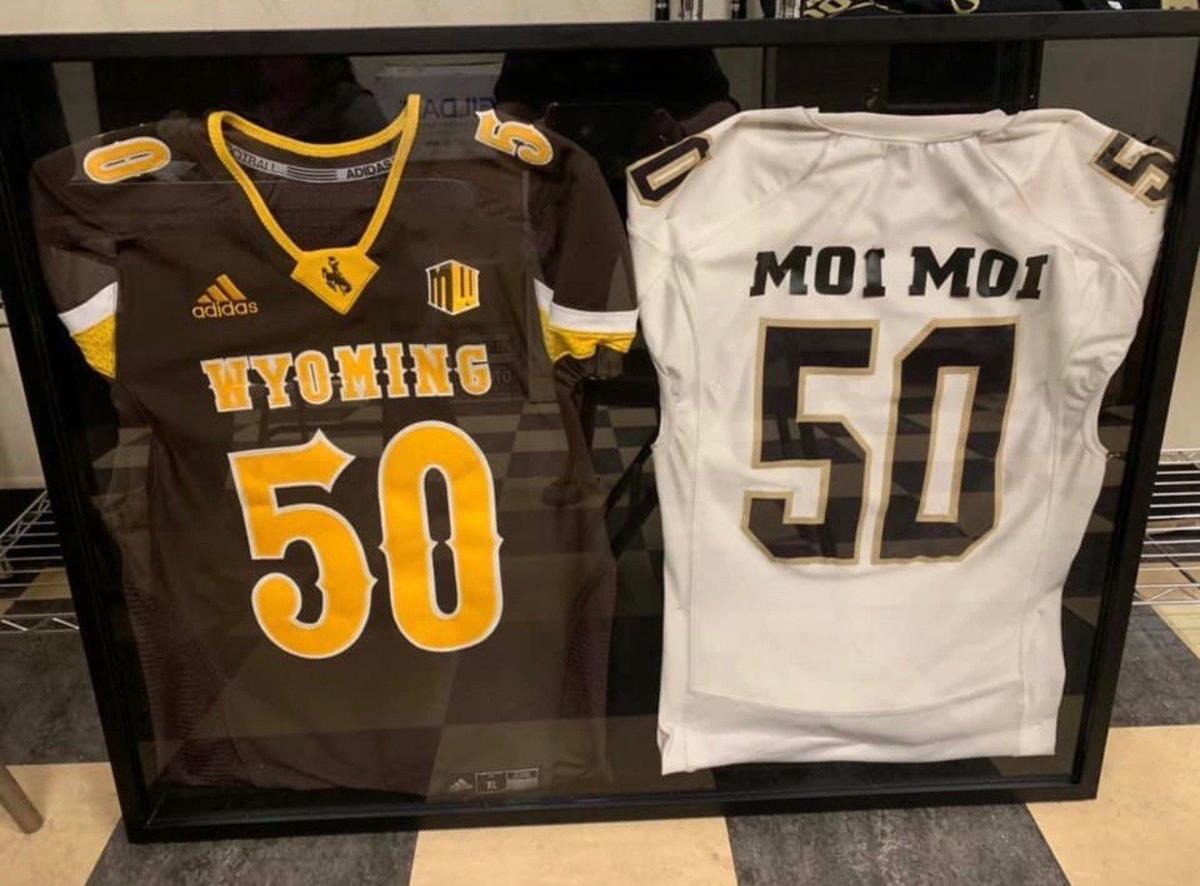 Months After Wyoming Football Signee S Death Neff Is Looking