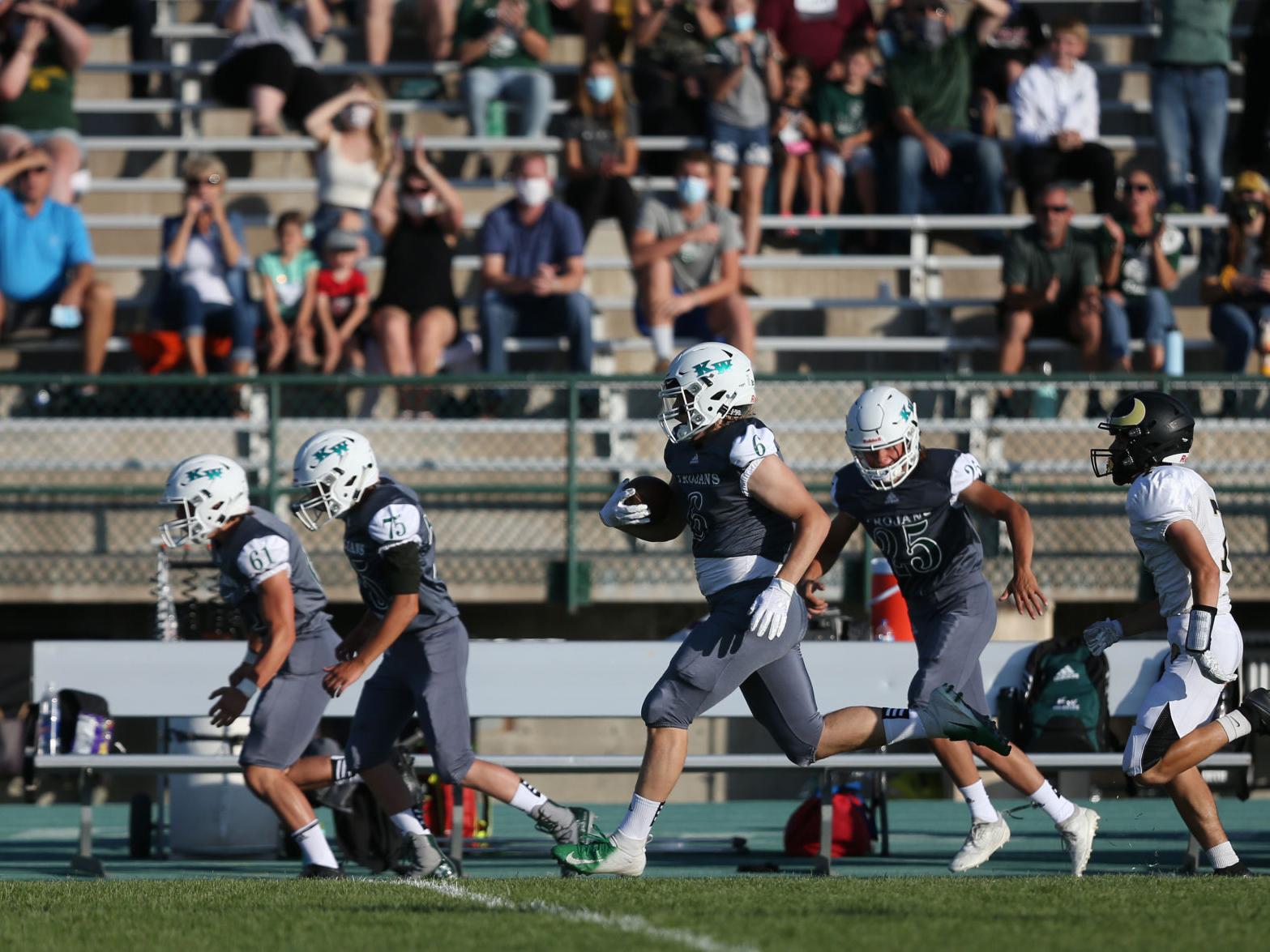 Kelly Walsh Overwhelms Cheyenne South With First Half Scoring Barrage Football Trib Com Kelly Walsh Overwhelms Cheyenne South With First Half Scoring Barrage Football Trib Com
