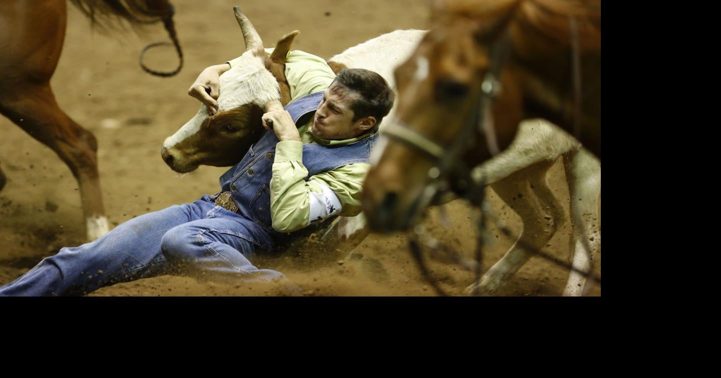 Gallery: College National Finals Rodeo, Monday