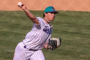 Spuds sweep doubleheader