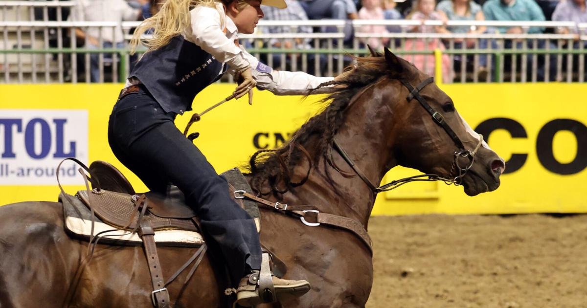 She Fit Barrel Racer Sam Houston barrel racer overcomes torn ACL to take on CNFR