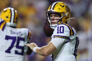 FOOTBALL-NCAA/