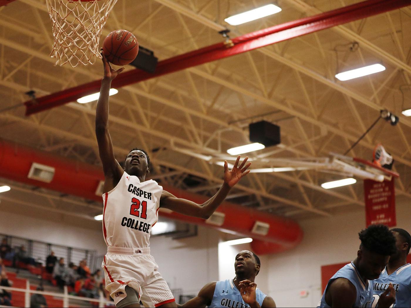 Casper College S Wilfried Likayi Commits To New Mexico State