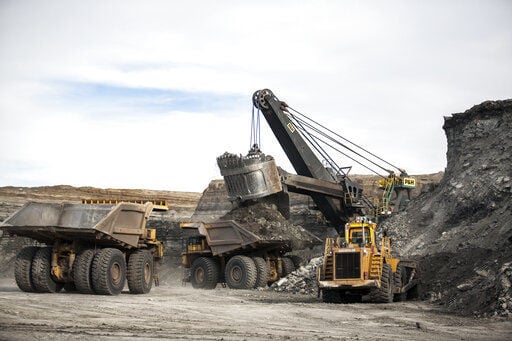 States, tribe seek to suspend coal sales on US lands